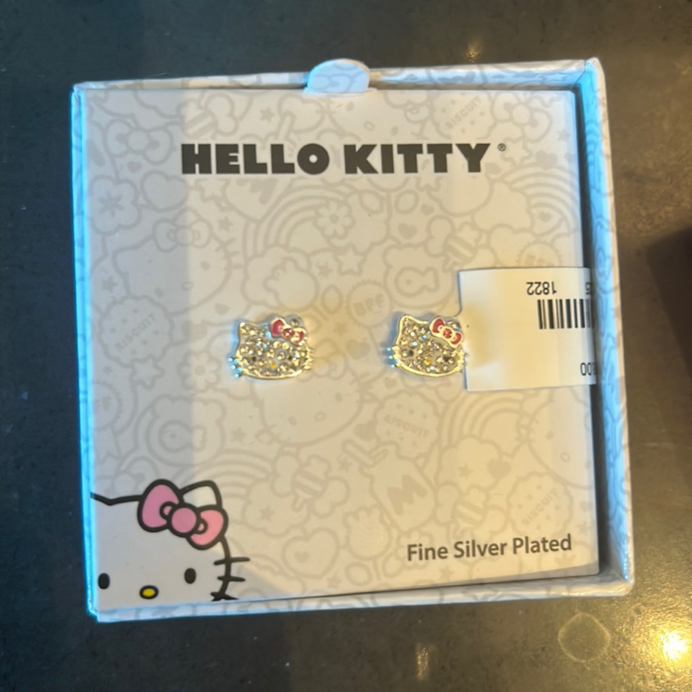 Hello kitty earrings